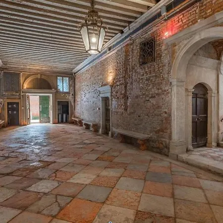 Bellissimo In Palazzo Storico Venedig