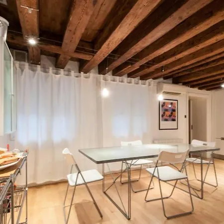 Lägenhet Bellissimo In Palazzo Storico *